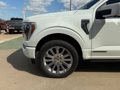 Used 2023 Ford F150 Limited image 3
