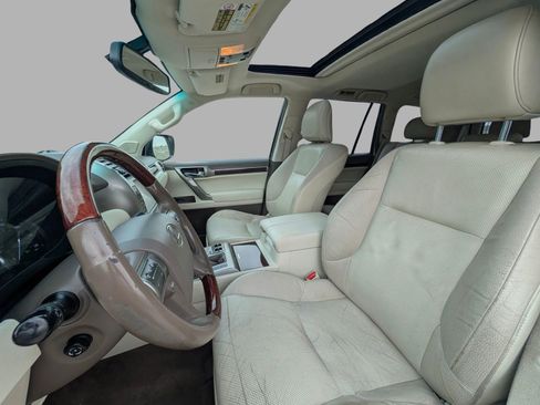 Used 2014 Lexus GX 460 w/ Premium Package AWD/4WD image 21