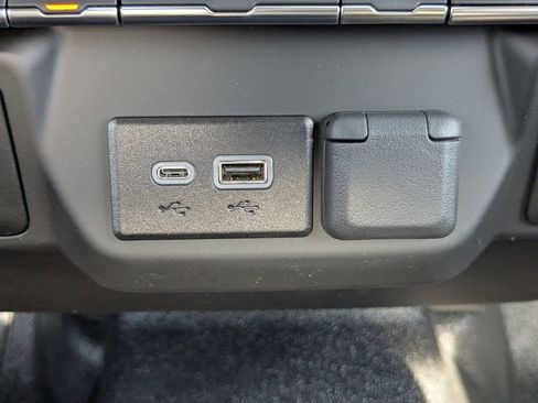 New 2026 Chevrolet Silverado 1500 W/T AWD/4WD image 36