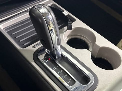 Used 2010 Ford Edge Limited image 28