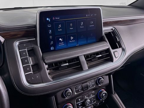 Used 2023 Chevrolet Tahoe Z71 w/ Luxury Package image 20