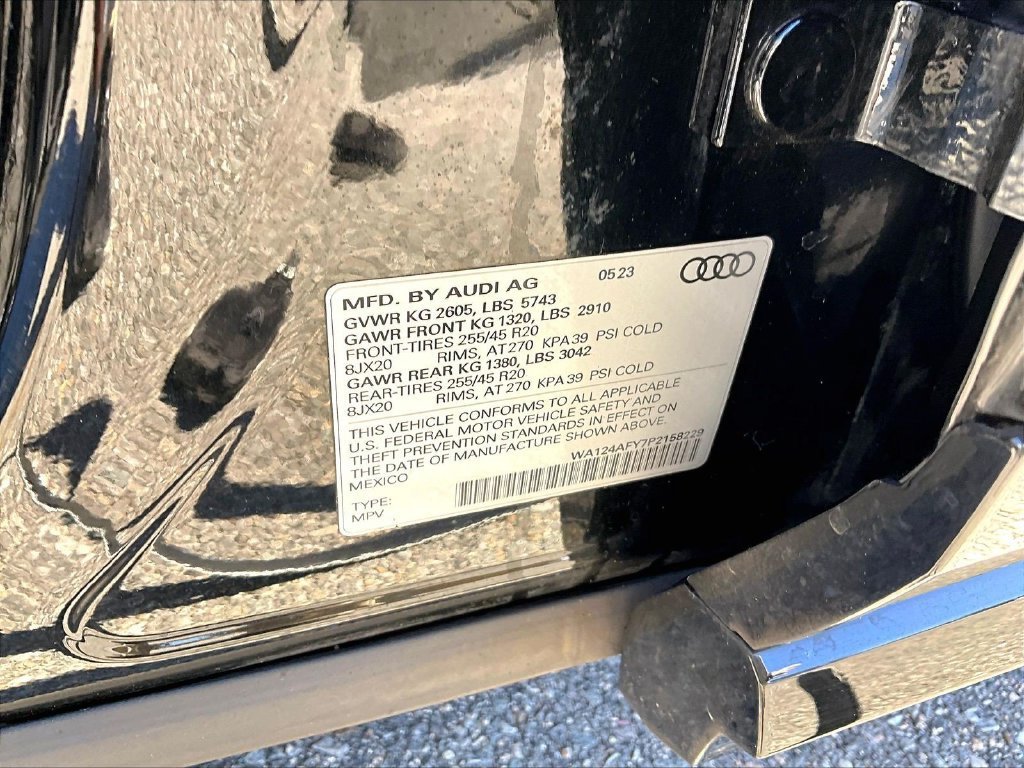 Used 2023 Audi SQ5 Premium Plus w/ Premium Plus Package AWD/4WD image 36