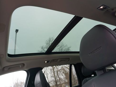 Used 2020 Volvo XC90 T6 Inscription w/ Protection Package image 12