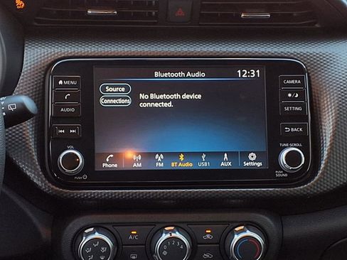 Used 2024 Nissan Kicks SV image 14