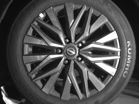 Used 2025 Nissan Altima 2.5 SV image 14