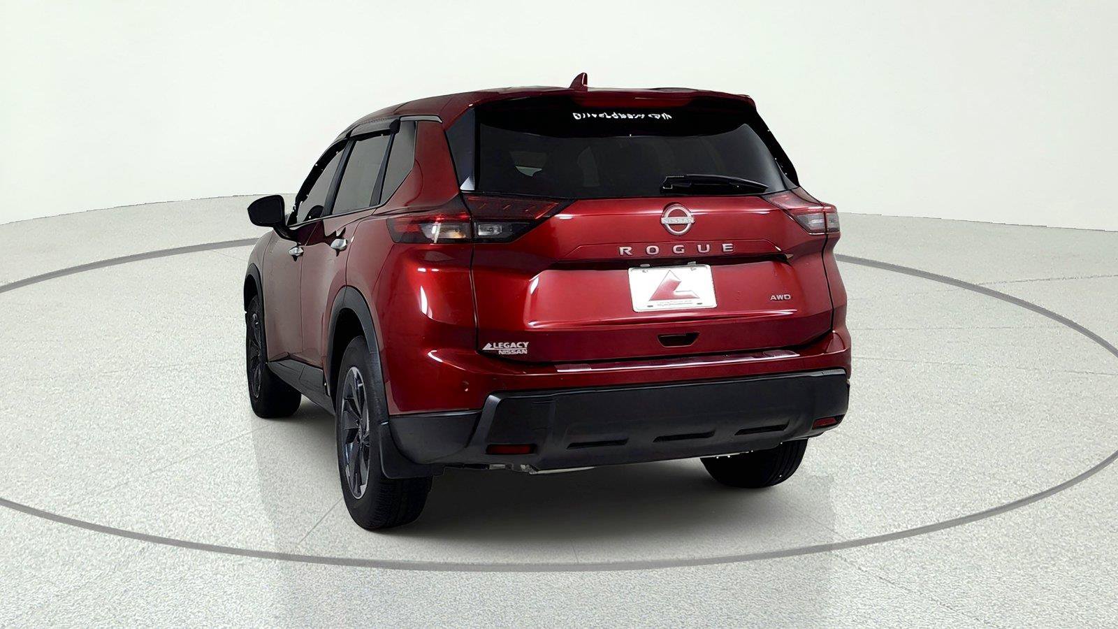 Used 2025 Nissan Rogue SV AWD/4WD image 5
