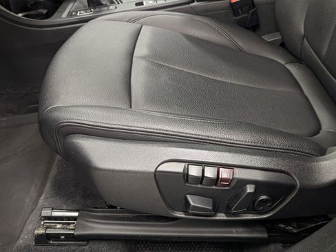 Used 2021 BMW X1 xDrive28i w/ Premium Package image 11