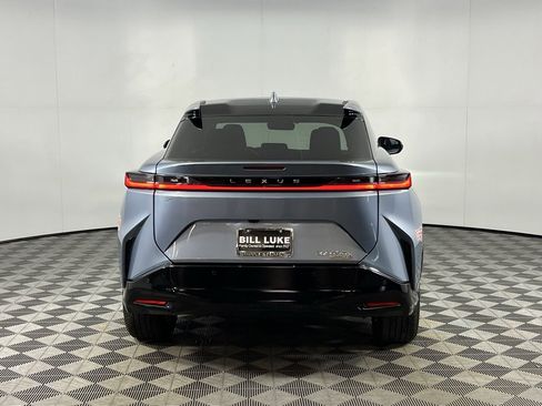 Used 2023 Lexus RZ 450e Premium image 8