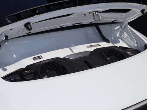 Certified 2025 Porsche 911 Carrera T RWD image 25