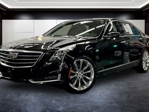 Used 2017 Cadillac CT6 Luxury AWD/4WD image 3