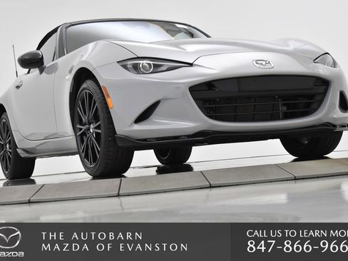 Certified 2024 MAZDA MX-5 Miata Club w/ Appearance Package image 10