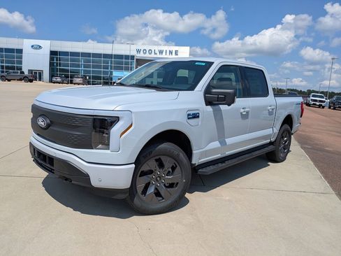 New 2025 Ford F150 Lightning Flash image 4