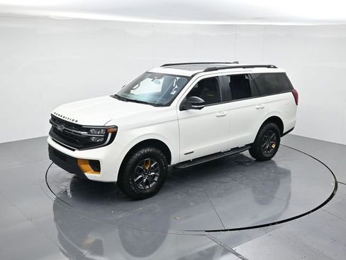 New 2025 Ford Expedition Tremor image 40