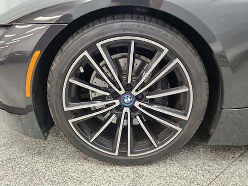 Used 2019 BMW i8 Roadster AWD/4WD image 13