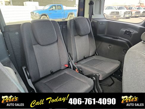 Used 2018 Ford Transit Connect XL image 12