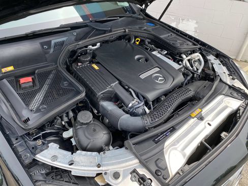 Used 2015 Mercedes-Benz C 300 4MATIC Sedan image 30