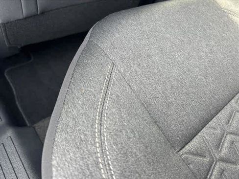 Used 2025 Nissan Kicks SV image 12