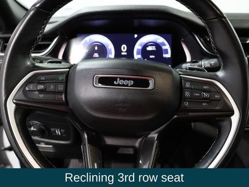 Used 2022 Jeep Grand Cherokee L Laredo AWD/4WD image 21