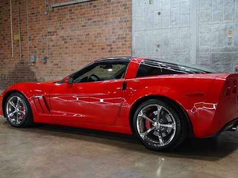 Used 2013 Chevrolet Corvette Grand Sport w/ 2LT Preferred Equipment Group image 13