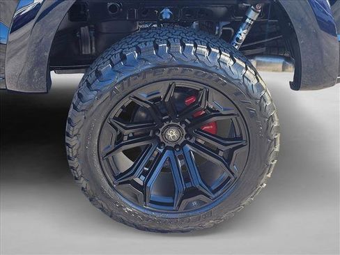 New 2025 Ford F150 XLT w/ Equipment Group 303A High image 10