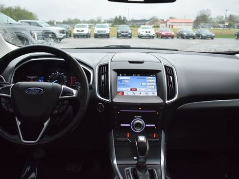 Used 2017 Ford Edge Titanium w/ Equipment Group 301A image 42