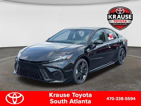 New 2026 Toyota Camry Hybrid w/ Multimedia Upgrade Package FWD image 3