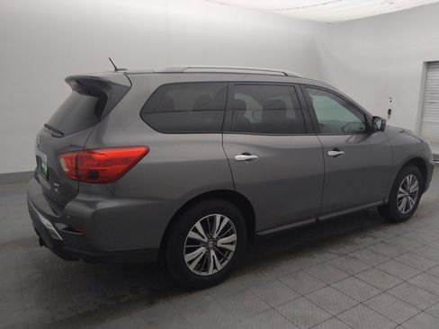 Used 2018 Nissan Pathfinder SL image 10