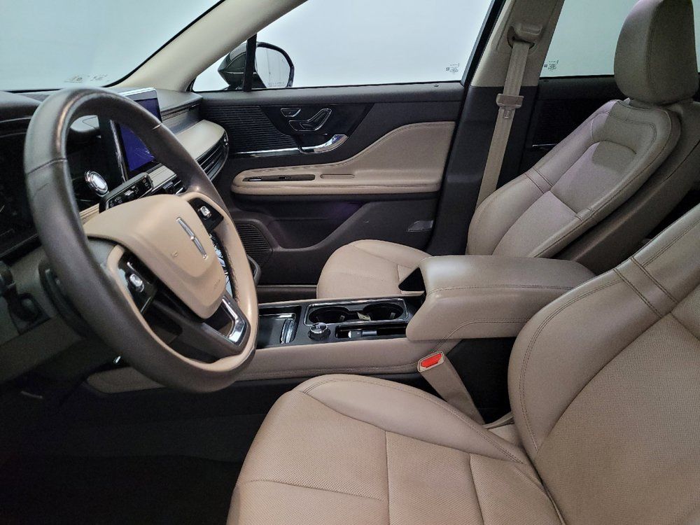 Used 2021 Lincoln Corsair AWD w/ Premium Package image 17