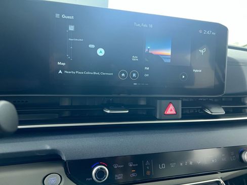 New 2026 Kia Carnival EX FWD image 27