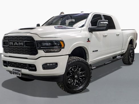 Used 2023 RAM 2500 Limited w/ Night Edition image 5