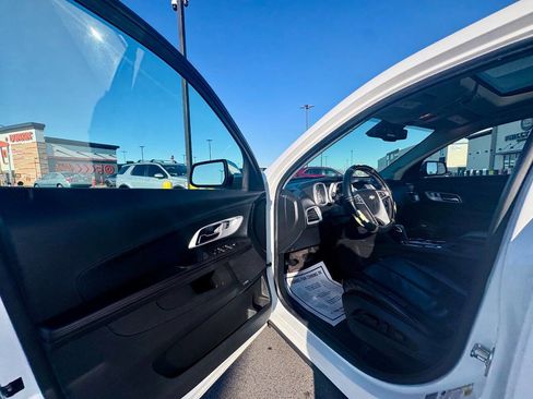 Used 2015 Chevrolet Equinox LTZ image 10