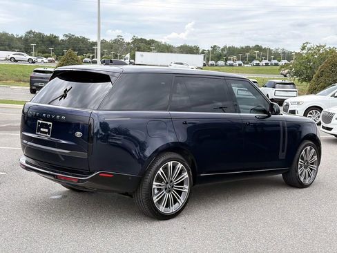Used 2023 Land Rover Range Rover Long Wheelbase SE AWD/4WD image 5