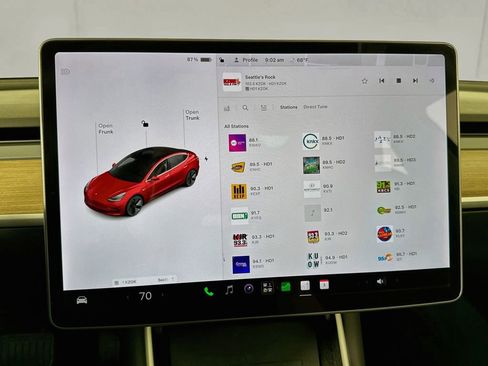 Used 2018 Tesla Model 3 Long Range RWD image 14