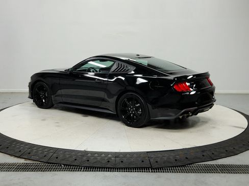 Used 2020 Ford Mustang GT w/ Equipment Group 301A RWD image 6