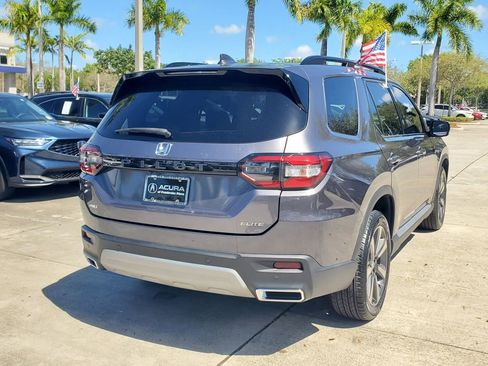 Used 2023 Honda Pilot Elite image 7