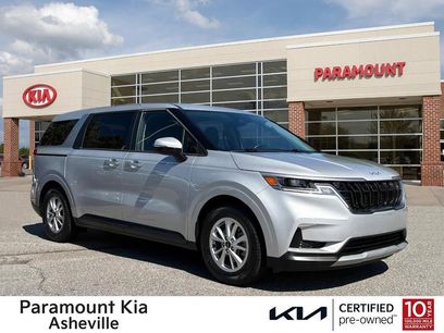 Used 2023 Kia Carnival LX