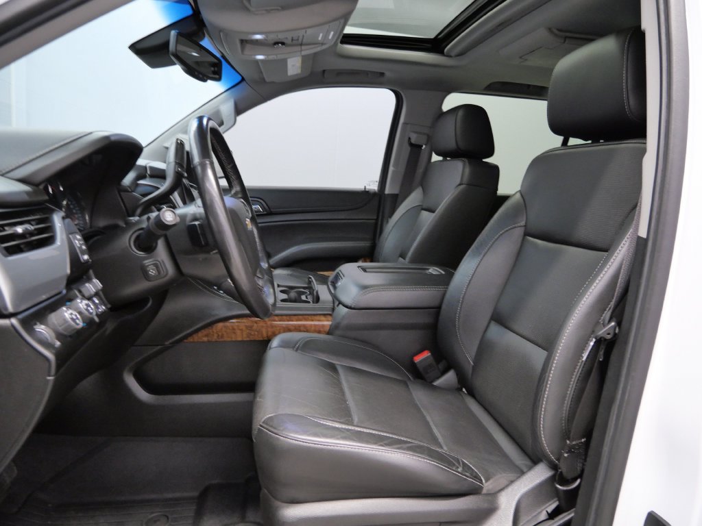 Used 2019 Chevrolet Suburban Premier AWD/4WD image 13