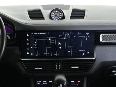 Certified 2023 Porsche Cayenne GTS image 15