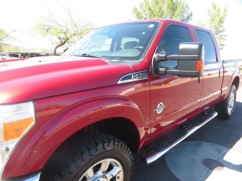 Used 2015 Ford F250 Lariat w/ Lariat Interior Package AWD/4WD image 8