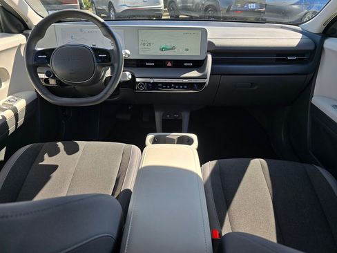 Used 2024 Hyundai Ioniq 5 SEL image 15