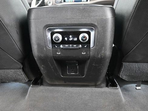 Used 2021 GMC Yukon Denali w/ Denali Premium Package image 26