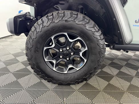 Certified 2023 Jeep Wrangler Unlimited Rubicon 4xe image 11