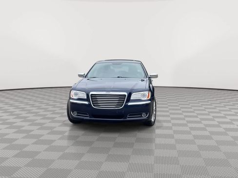 Used 2014 Chrysler 300 C AWD/4WD image 3