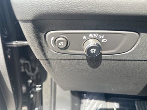 Used 2023 Buick Envision Preferred AWD/4WD image 34