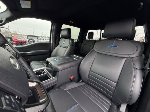 New 2026 Ford F250 Platinum image 22