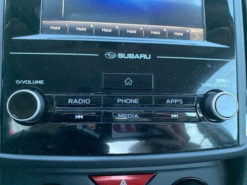 Used 2017 Subaru Impreza 2.0i Premium image 19