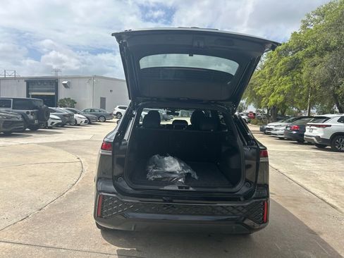New 2026 Volkswagen Tiguan SE R-Line FWD image 43
