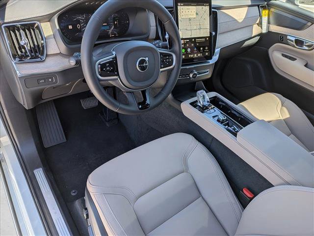 New 2026 Volvo XC90 T8 Plus w/ Protection Package Premier AWD/4WD image 3