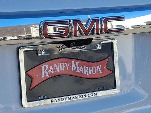 Used 2022 GMC Acadia Denali w/ Denali Ultimate Package image 30