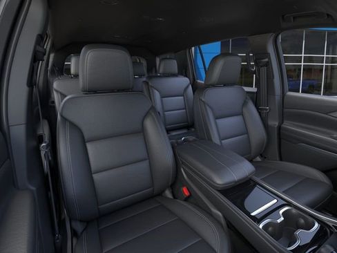 New 2026 Chevrolet Traverse LT image 16